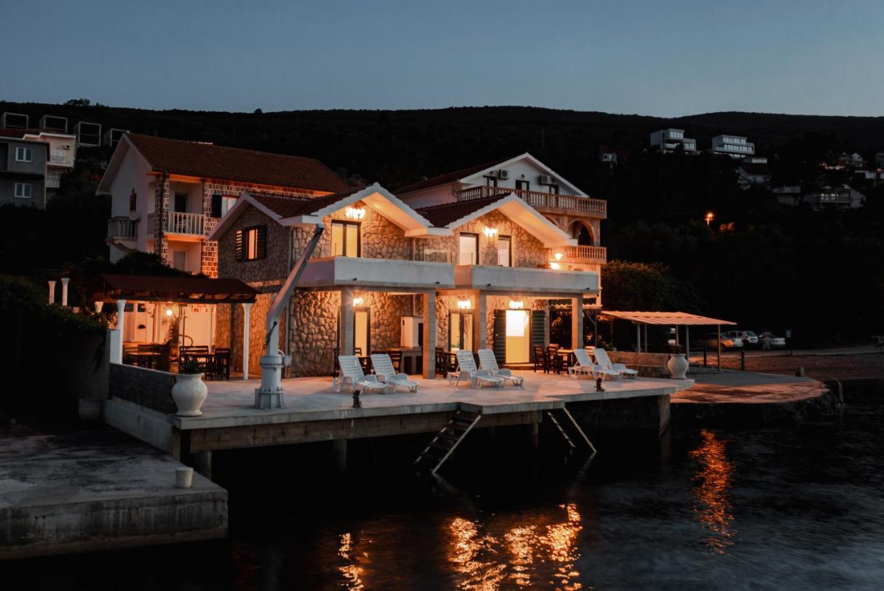 Apartments Ponta Krasici Tivat Buitenkant foto