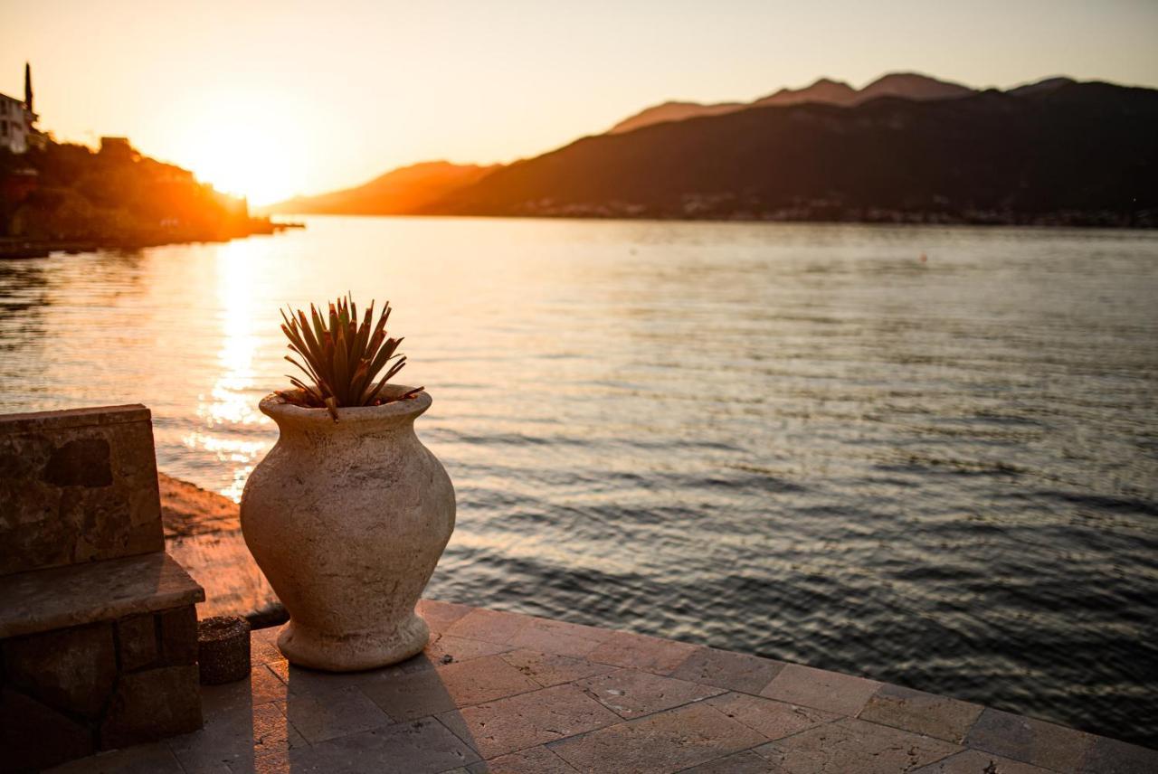 Apartments Ponta Krasici Tivat Buitenkant foto