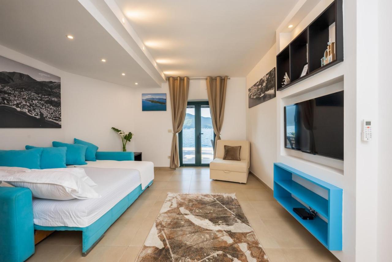 Apartments Ponta Krasici Tivat Buitenkant foto