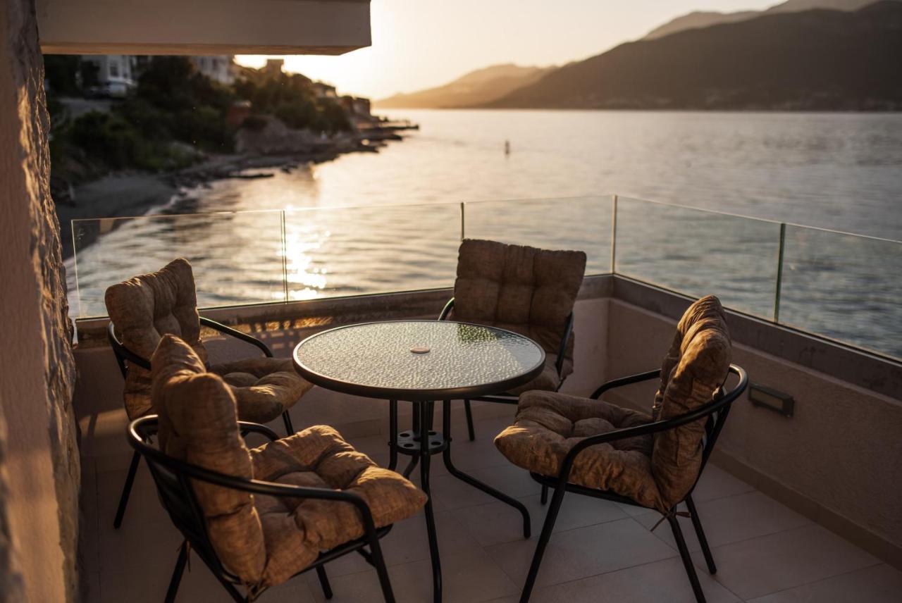 Apartments Ponta Krasici Tivat Buitenkant foto