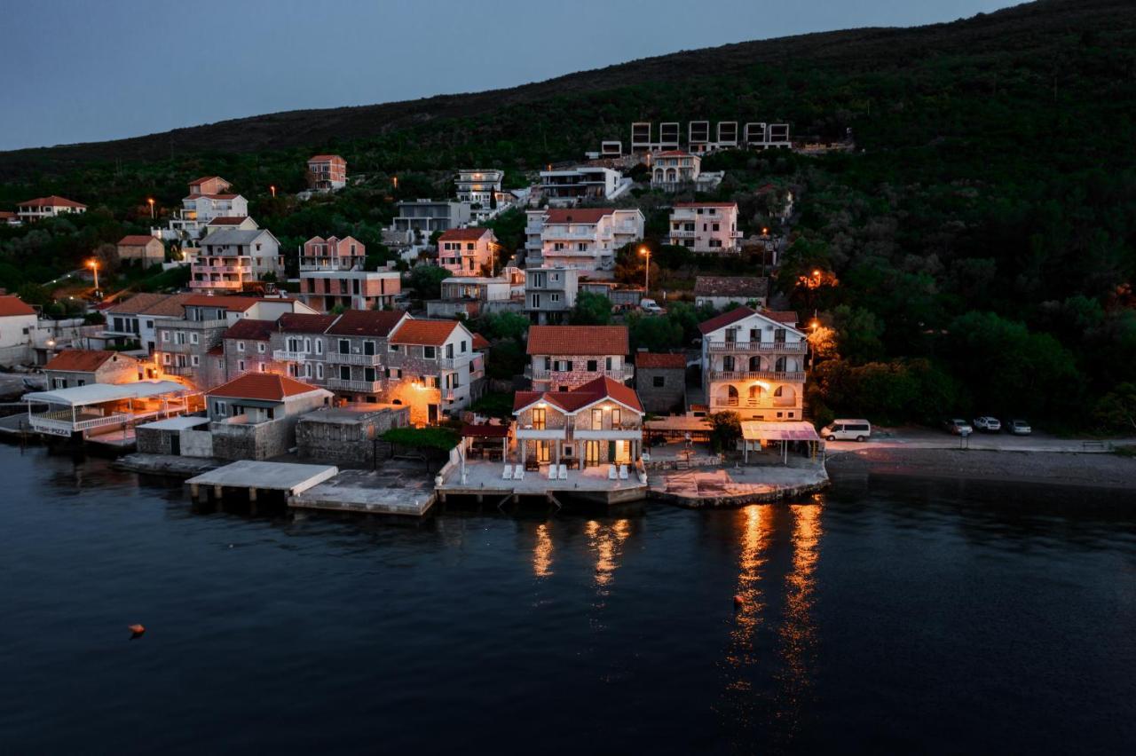 Apartments Ponta Krasici Tivat Buitenkant foto
