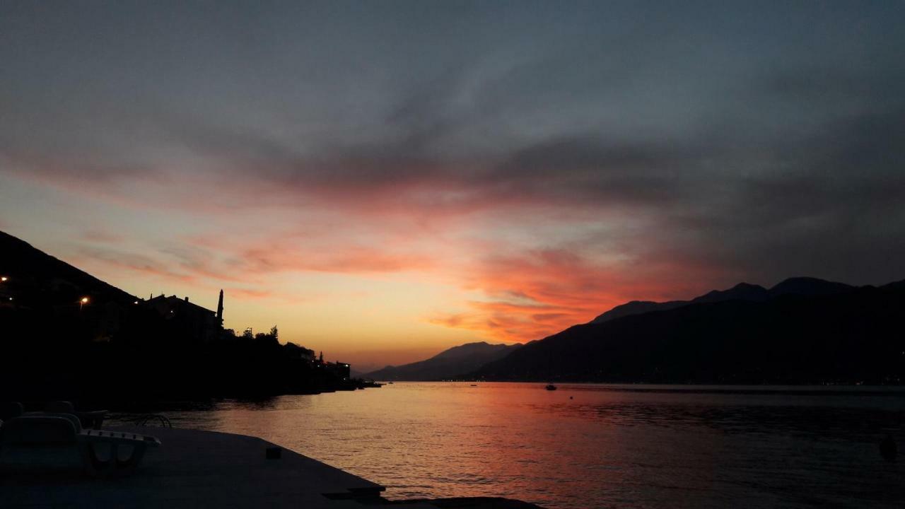 Apartments Ponta Krasici Tivat Buitenkant foto